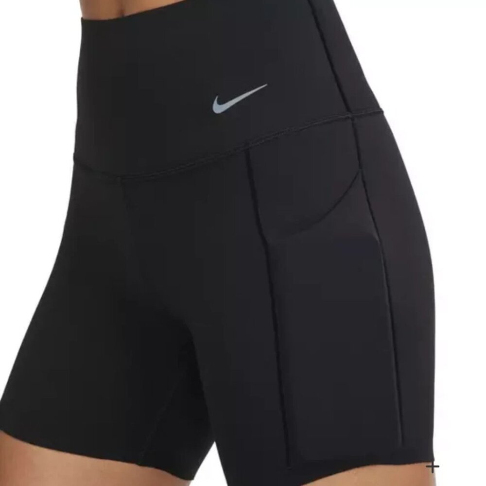 Nike Universa Women's Medium-Support High-Waisted Biker shorts size S